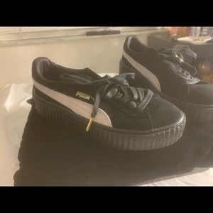 FENTY PUMAS BY RIHANNA